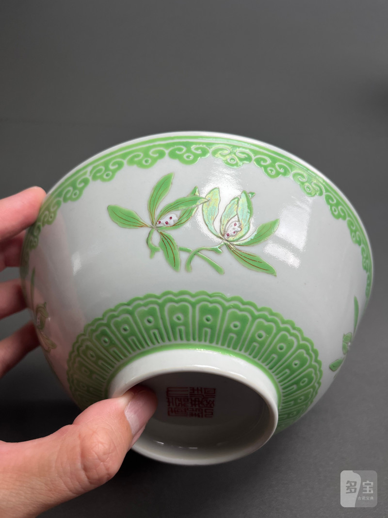 清嘉庆  淡绿料兰花纹碗（一对） - 图12
